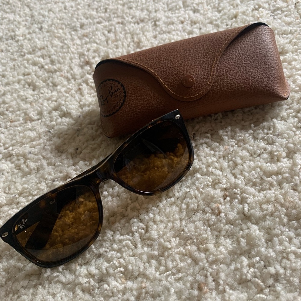 Rayban Wayfarer Sunglasses
